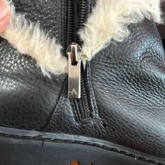 Aquatalia Jillian Tumbled Calf Faux Fur Leather Zipper Casual Dress Boots size 9 - Picture 4 of 6